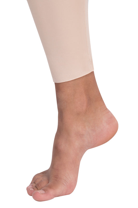 VB Comfort Kompressionsanzug Beige – Detailansicht Beinabschluss Web